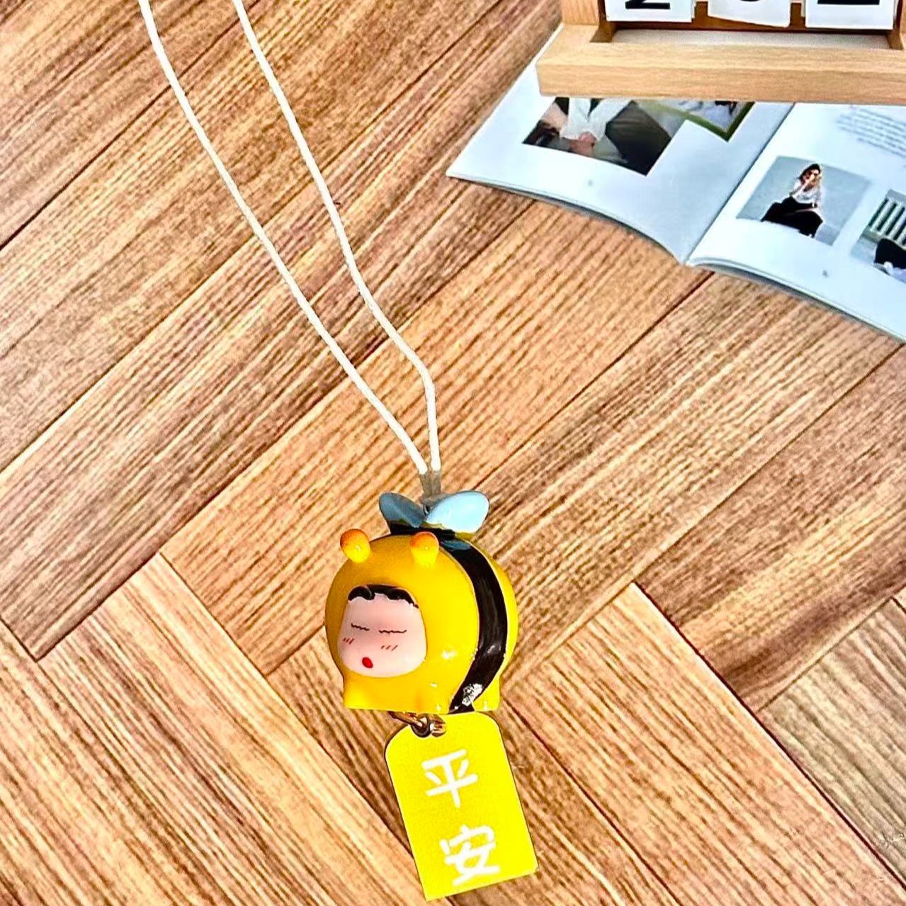 Figur Cosplay Crayon Shin-chan - Car Accessories Hanging ulasan dan harga
